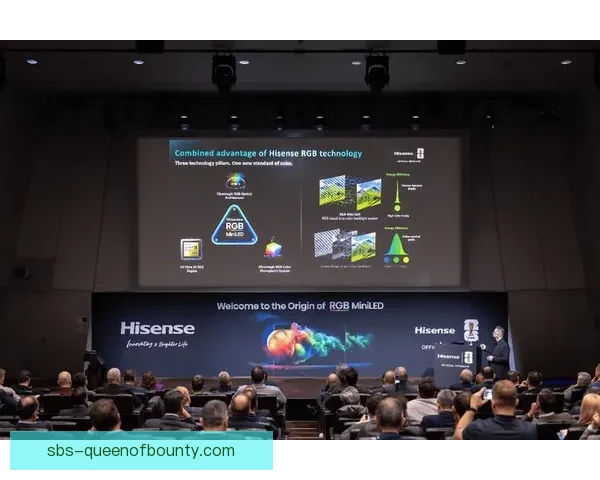 2026世界杯首次启用虚拟裁判助理技术进行实时判罚演示